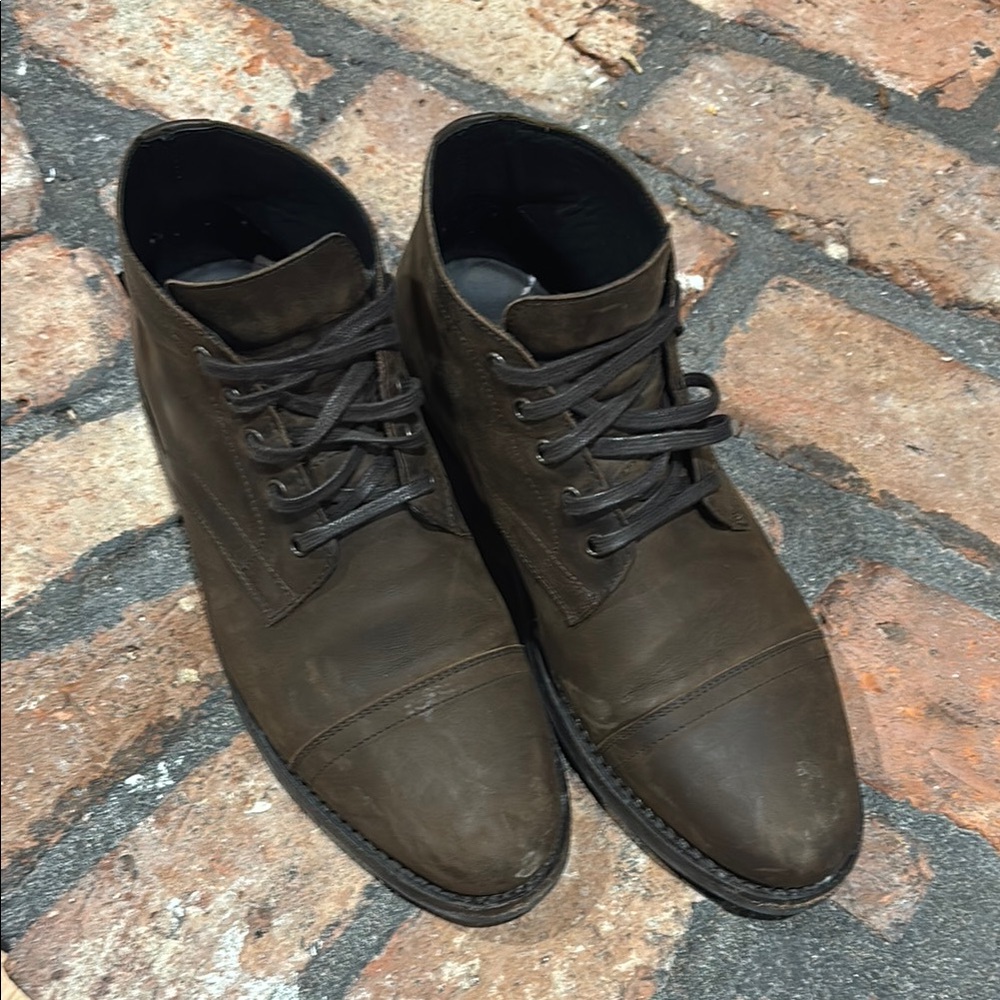 Thursday Boots Cadets Mens Size 8.5 Wide